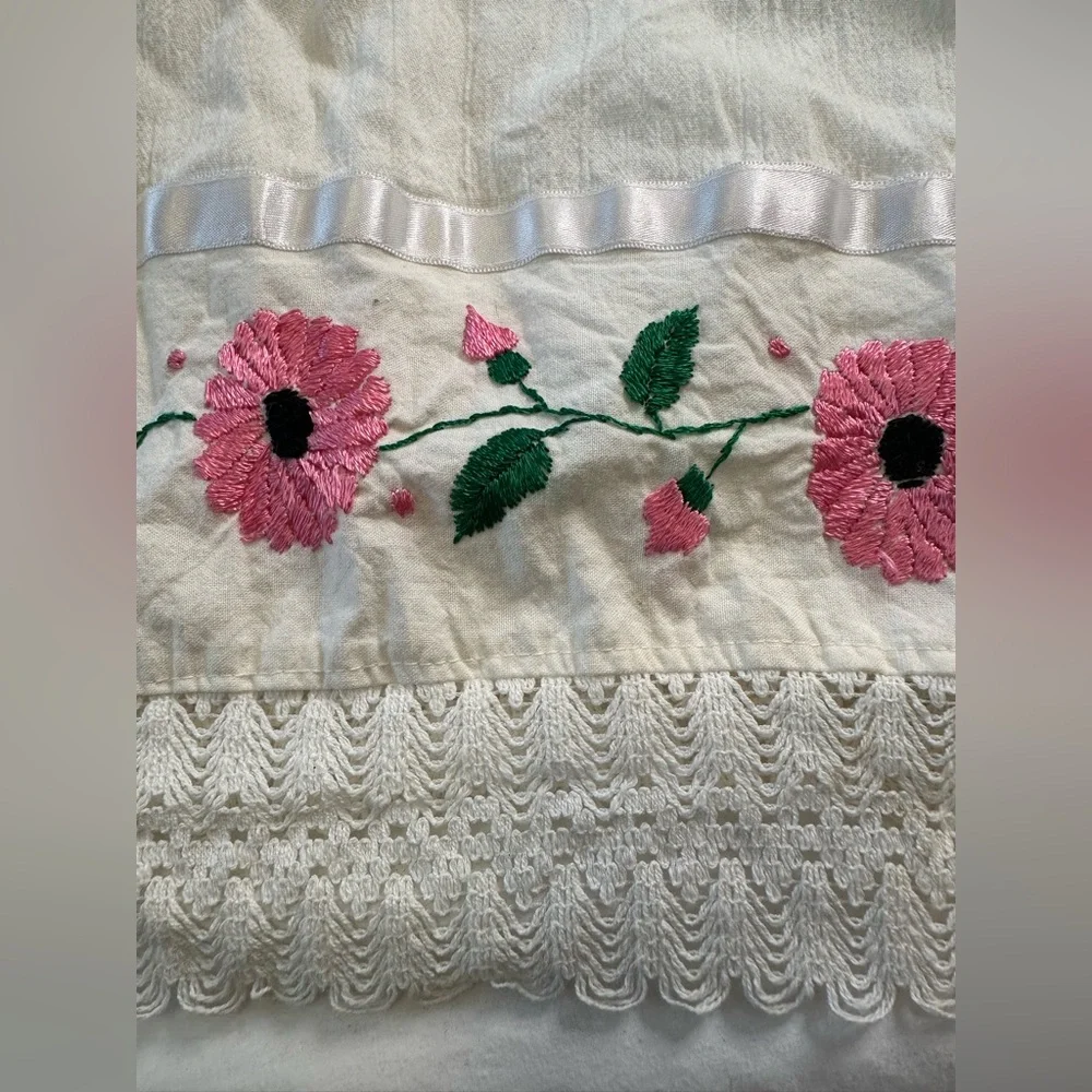 Cottagecore Midi Dress White Embroidered Boho Floral Eyelet Woven Size Small - Picture 7 of 11